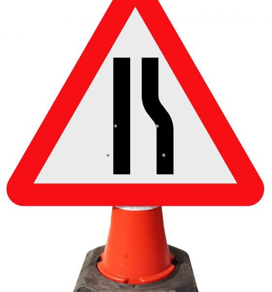 600MM ROAD NARROWS OFFSIDE CONE SIGN