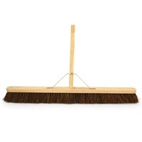 18” STIFF BASS BRUSH WITH HANDLE