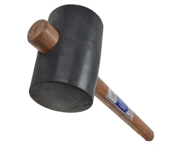 40OZ WOODEN HANDLE QUALITY RUBBER MALLET