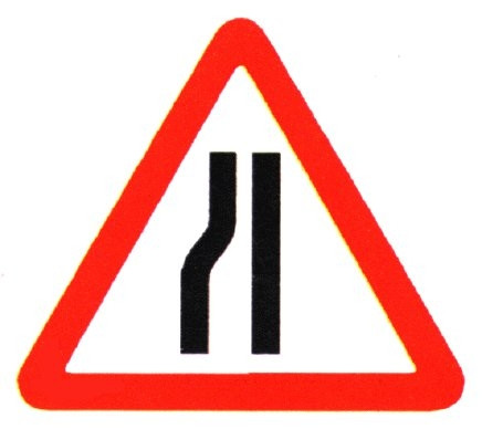 750MM ROAD NARROWS NEARSIDE SIGN PLATE